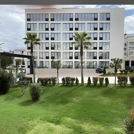 Comfy In Durres 100 Meters From The *