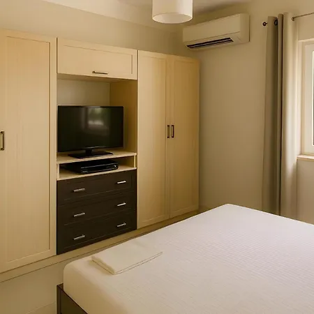 Comfy In Durres 100 Meters From The Lejlighed *