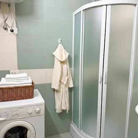 Comfy In Durres 100 Meters From The Lejlighed Golem (Tirana)