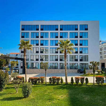 Comfy In Durres 100 Meters From The Lejlighed *