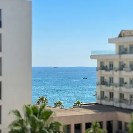 Comfy In Durres 100 Meters From The Lejlighed *